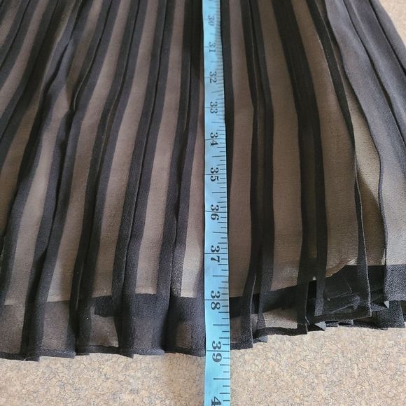 Anne Klein Black Pleated 100% Silk Spaghetti Strap Dress 8 - Picture 8 of 9